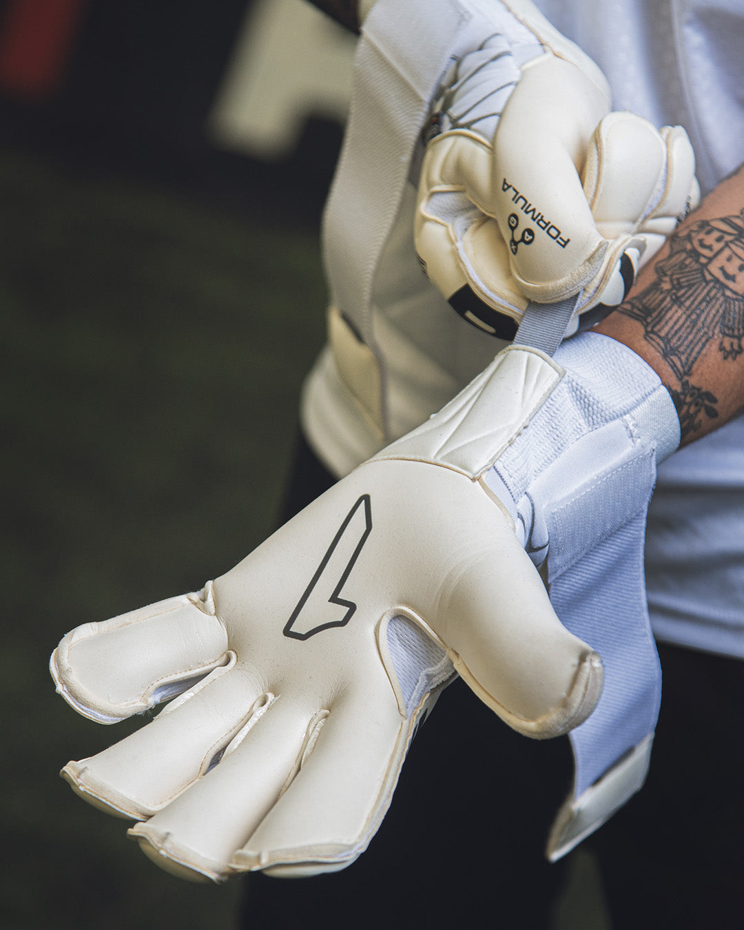 Rinat SantoLoco PRO Premium Soccer Goalkeeper Gloves - Unisex Adult, 2024 Model